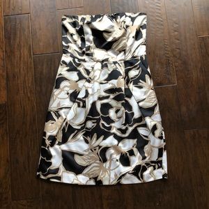 The Limited, 6, strapless with pockets